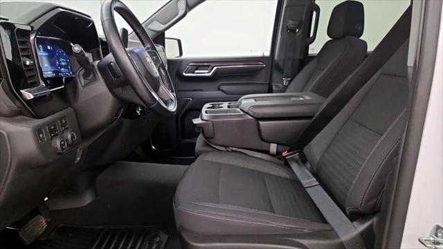 2023 Chevrolet Silverado 1500 4WD Crew Cab Short Bed LT with 2FL