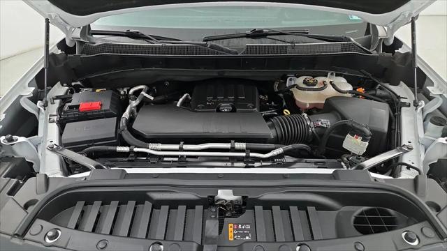 2023 Chevrolet Silverado 1500 4WD Crew Cab Short Bed LT with 2FL
