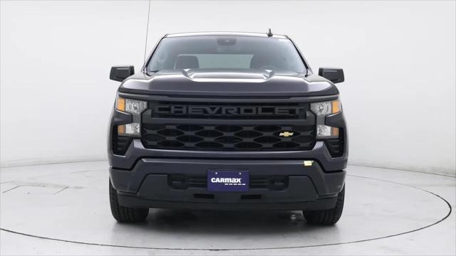 2022 Chevrolet Silverado 1500 4WD Crew Cab Short Bed Custom