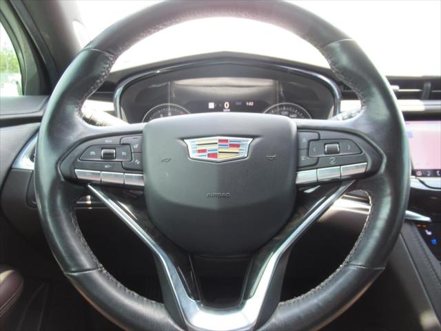 2022 Cadillac XT6 FWD Premium Luxury