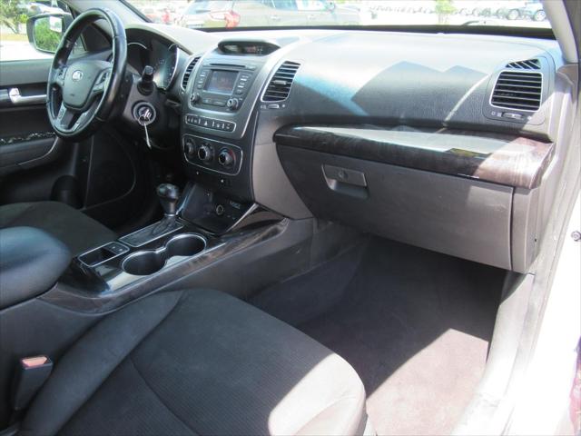 2014 Kia Sorento LX