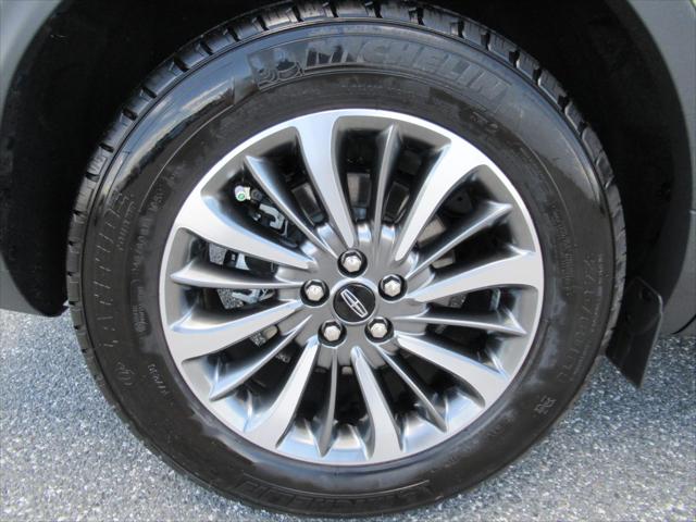 2022 Lincoln Nautilus Standard