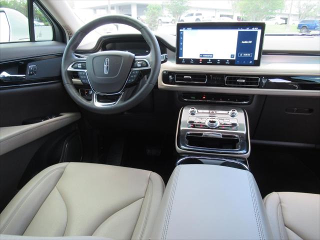 2022 Lincoln Nautilus Standard