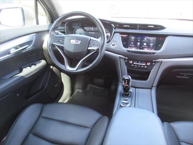 2022 Cadillac XT6 FWD Luxury