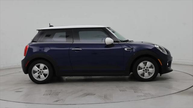 2017 MINI Hardtop Cooper