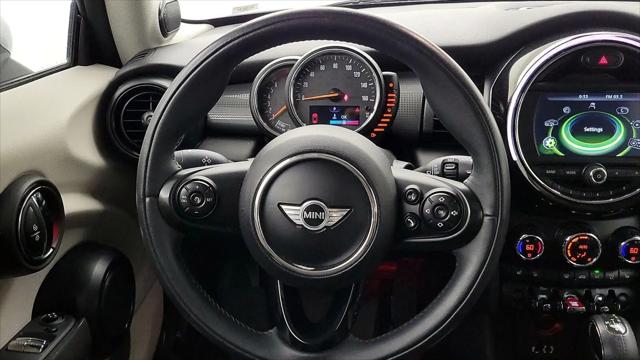 2017 MINI Hardtop Cooper