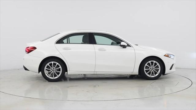 2022 Mercedes-Benz A 220 A 220