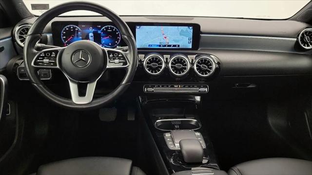 2022 Mercedes-Benz A 220 A 220