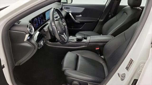 2022 Mercedes-Benz A 220 A 220