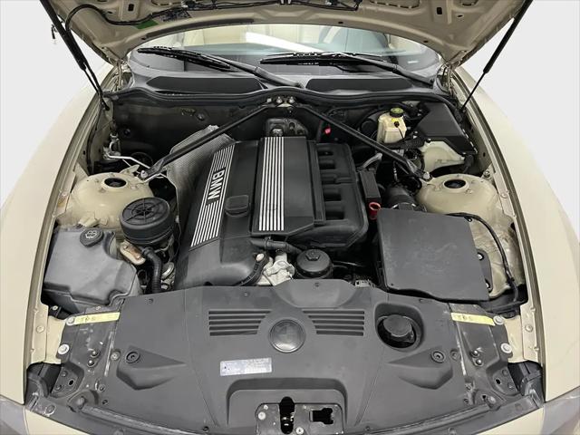 2005 BMW Z4 2.5i