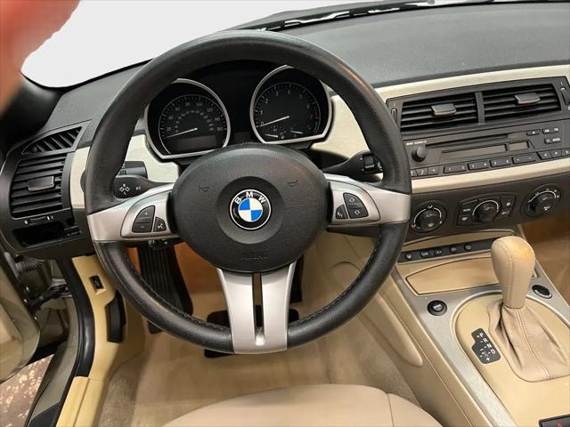 2005 BMW Z4 2.5i