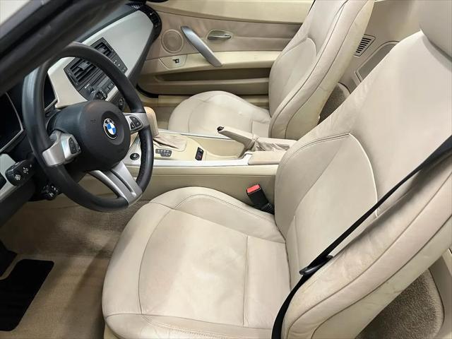 2005 BMW Z4 2.5i