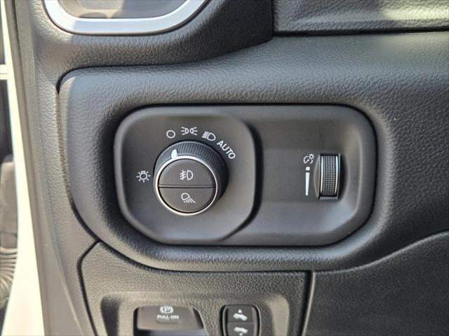 2026 Ram 1500 Big Horn Crew Cab 4x2 5'7" Box