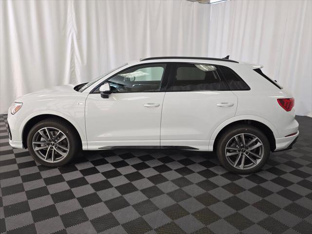 2025 Audi Q3 Premium 45 TFSI S line quattro Tiptronic