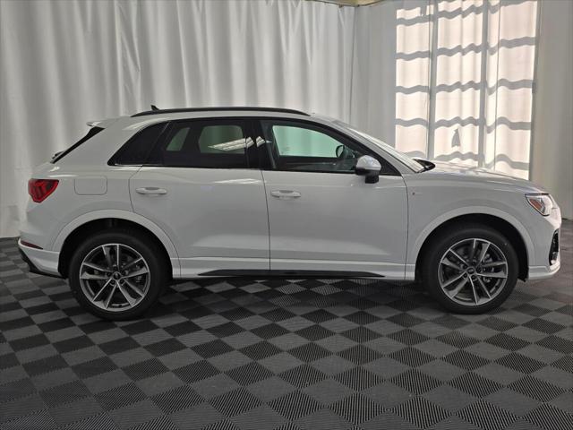 2025 Audi Q3 Premium 45 TFSI S line quattro Tiptronic