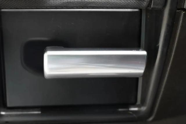 2006 HUMMER H2 Base