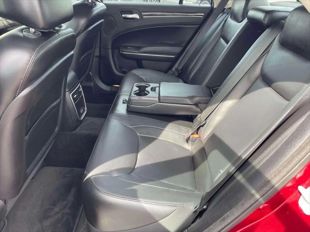 2016 Chrysler 300 Anniversary Edition