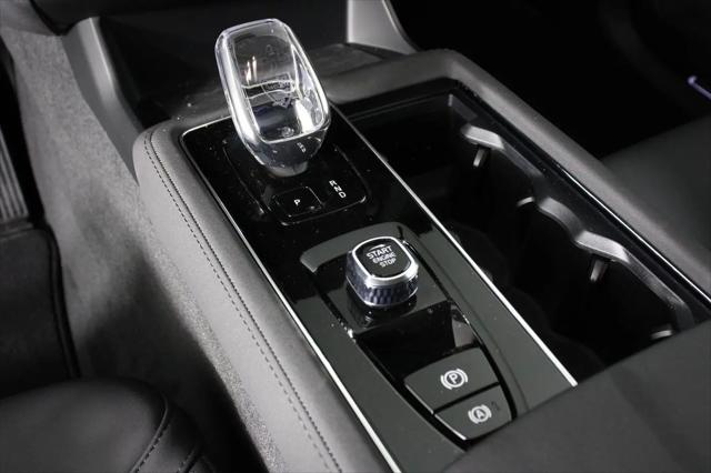 2026 Volvo XC90 Plus, B6 AWD Gas mild hybrid, Gasoline, Bright, 7 Seats