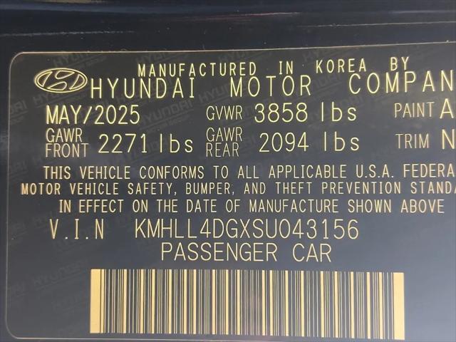 2025 Hyundai Elantra SE
