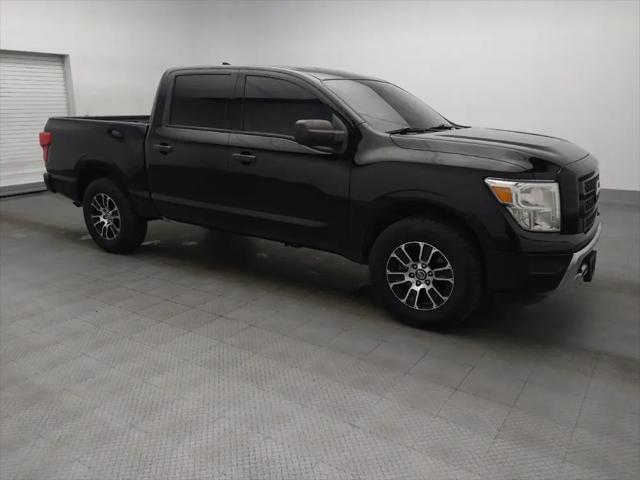 2022 Nissan Titan Crew Cab SV 4x4