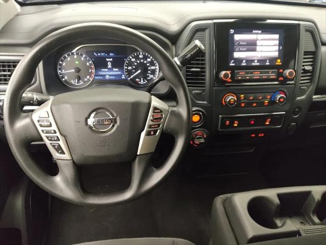 2022 Nissan Titan Crew Cab SV 4x4