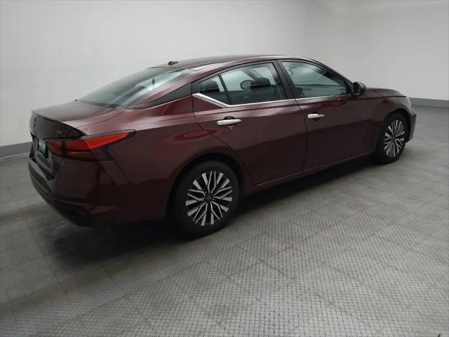 2024 Nissan Altima SV FWD