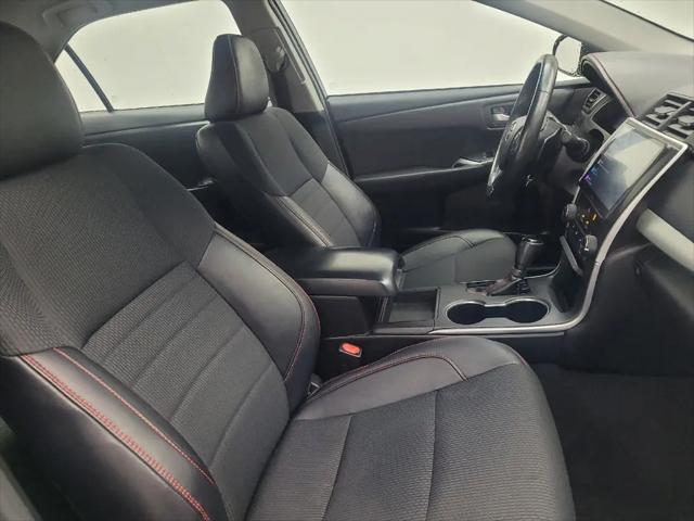 2016 Toyota Camry SE
