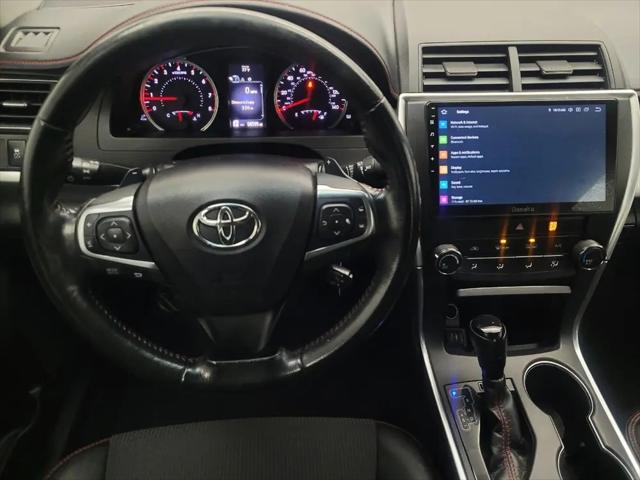 2016 Toyota Camry SE