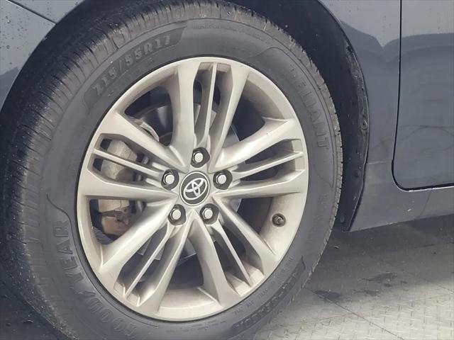 2016 Toyota Camry SE