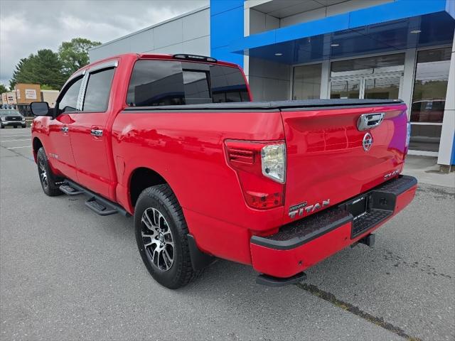 2021 Nissan TITAN Crew Cab SV 4x4 2021 Nissan TITAN Crew Cab SV 4x4