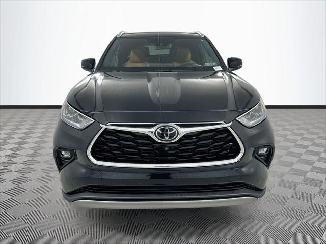 2022 Toyota Highlander Platinum