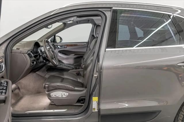 2018 Porsche Macan S