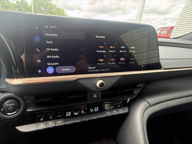 2024 Toyota Crown Platinum