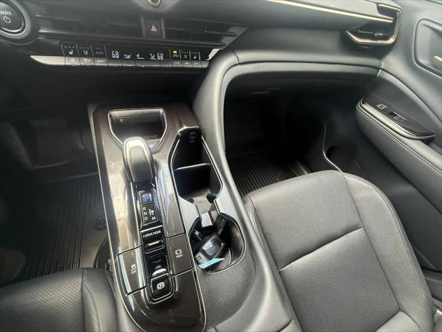 2024 Toyota Crown Platinum