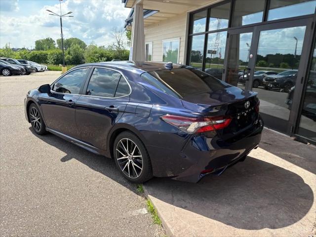 2022 Toyota Camry SE AWD