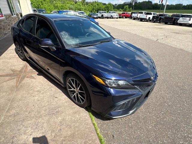 2022 Toyota Camry SE AWD