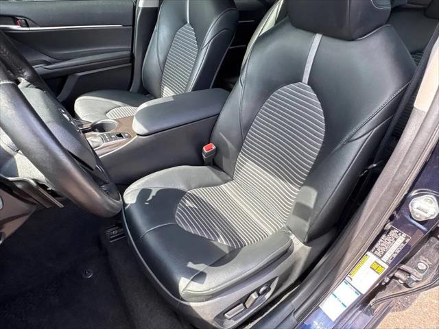 2022 Toyota Camry SE AWD