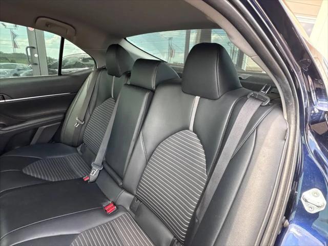2022 Toyota Camry SE AWD