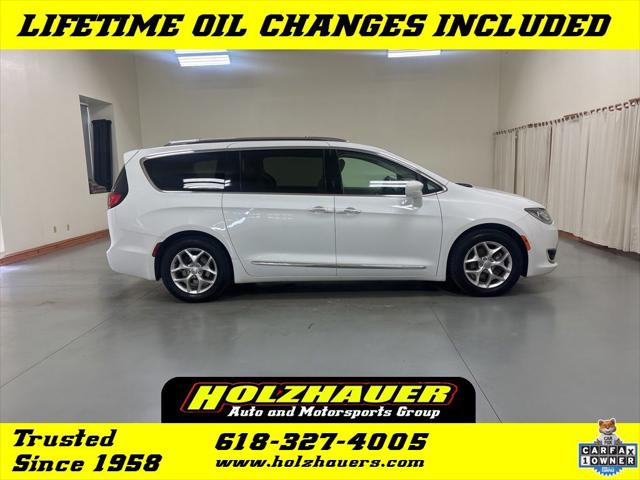 2018 Chrysler Pacifica Touring L for sale in Nashville, IL