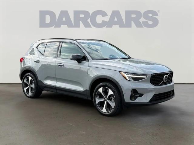 2025 Volvo XC40 B5 Plus Dark Theme for sale in Fairfax, VA
