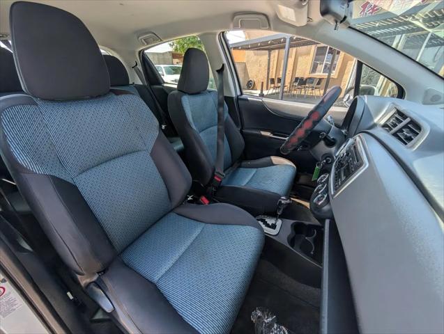 2013 Toyota Yaris SE