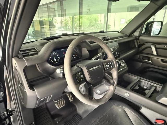 2022 Land Rover Defender 110 V8