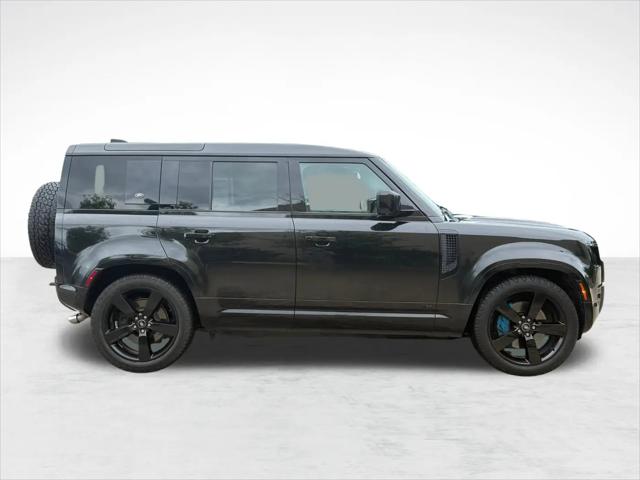 2022 Land Rover Defender 110 V8