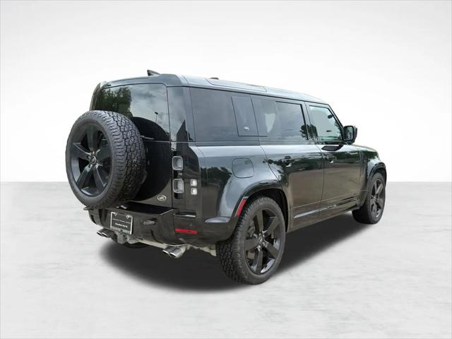 2022 Land Rover Defender 110 V8