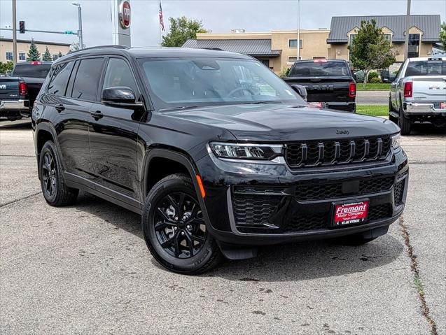 2026 Jeep Grand Cherokee L GRAND CHEROKEE L LAREDO ALTITUDE 4X4