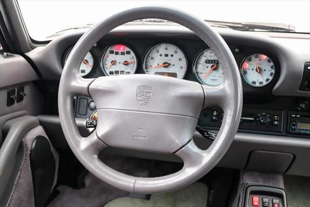 1997 Porsche 911 Carrera 4