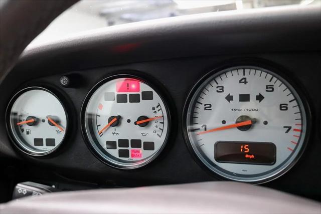 1997 Porsche 911 Carrera 4
