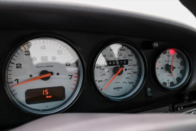 1997 Porsche 911 Carrera 4