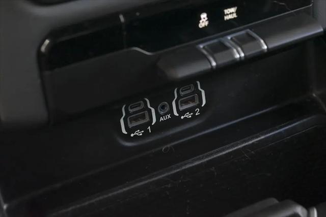 2021 Ram 1500 Big Horn Crew Cab 4x4 5'7" Box