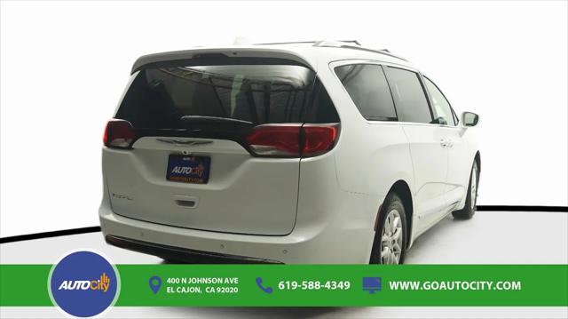 2020 Chrysler Pacifica Touring L